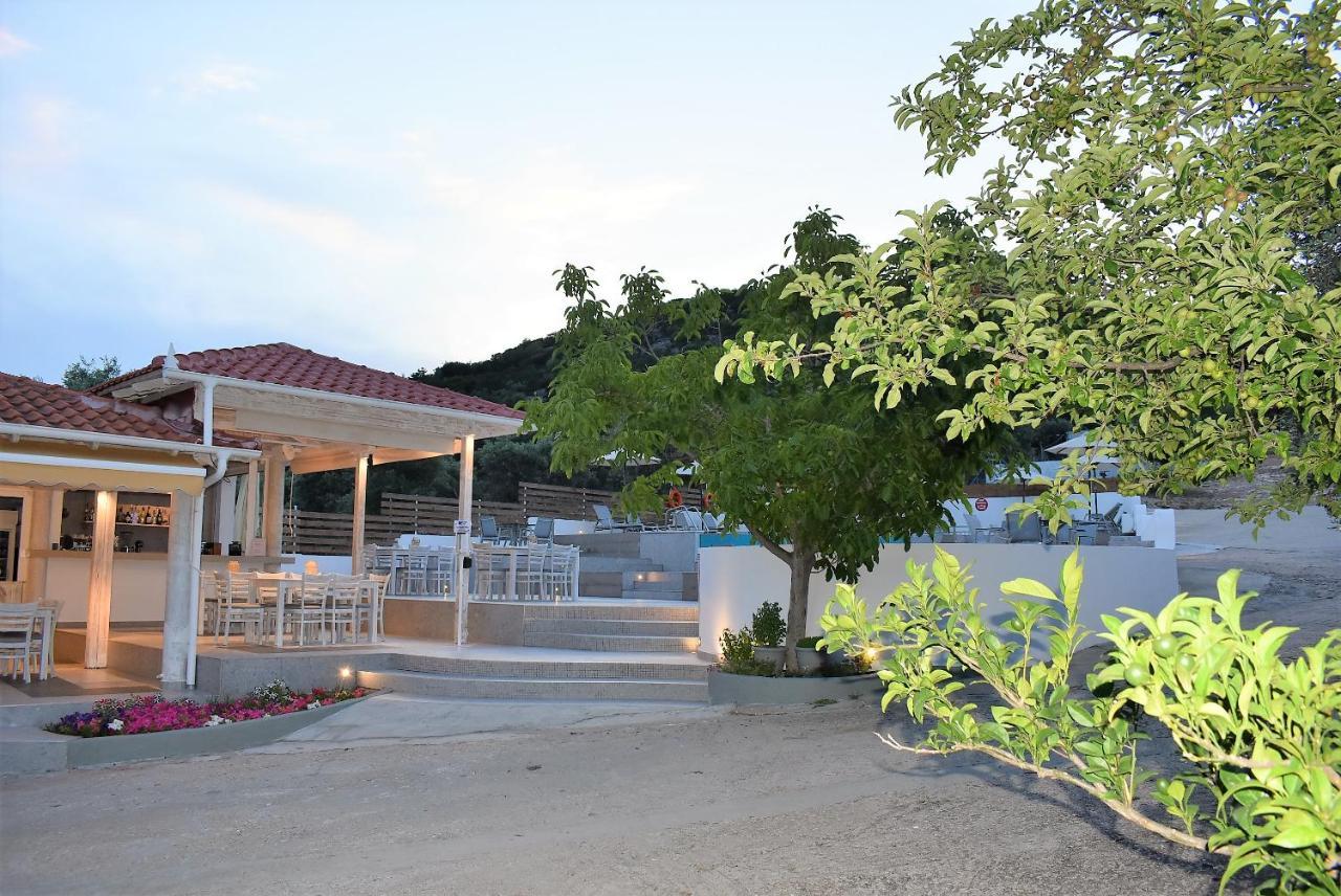 Studios Apartments Irini Patira Potos Ngoại thất bức ảnh